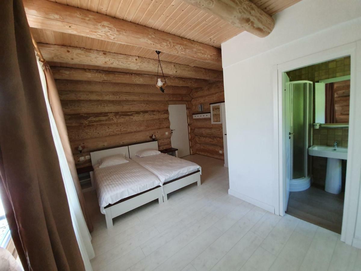 Casa Cartianu Hotell Târgu Jiu Exteriör bild