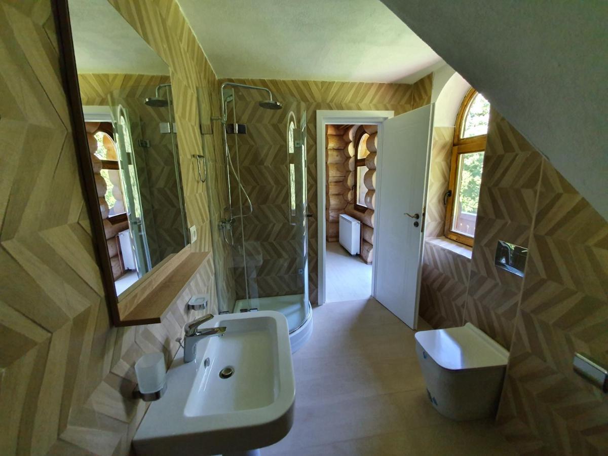 Casa Cartianu Hotell Târgu Jiu Exteriör bild